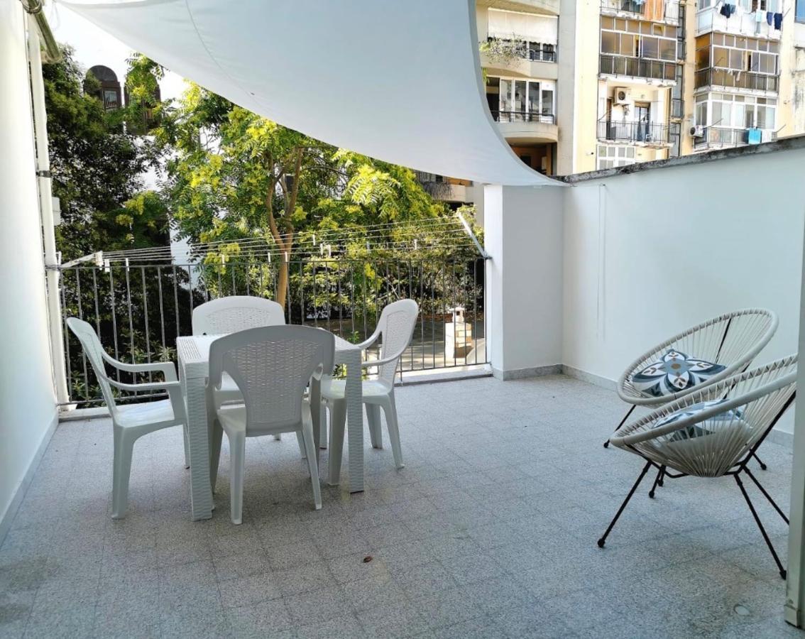 Comfort Apartment And Terrace Nel Cuore Di Bari Exterior foto